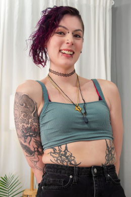 Lady Jadalyn is Cock Hungry ...